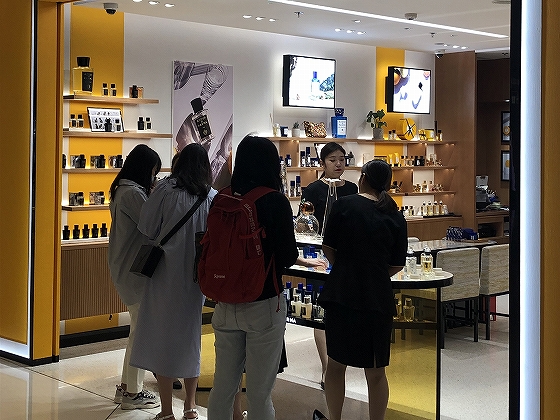 中国の香水ユーザー像とは？