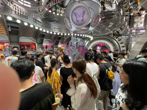 POP MARTのオムニチャネル型マーケティング戦略①〜オフラインの没入型体験 従来型の小売モデルを打ち破る革新モデル