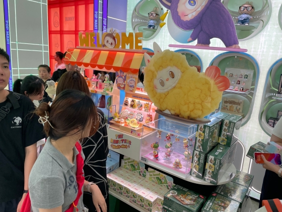 POP MARTのグローバル戦略 現地適応型の市場拡大戦略