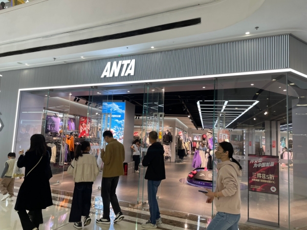 中国経済への信頼感は二極化傾向