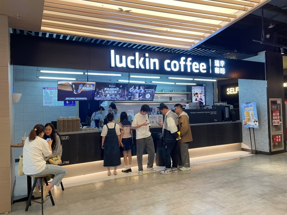 中国トップ100ブランドの業界別動向③〜飲料スタンドチェーン