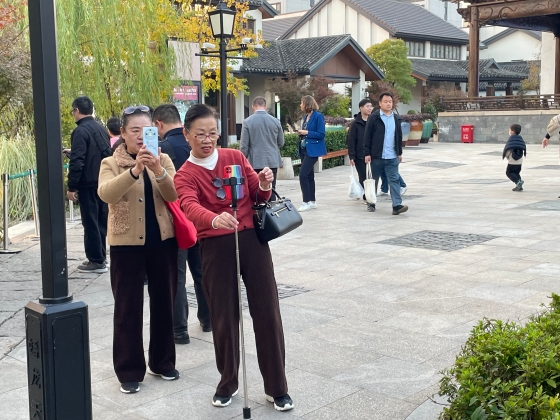 単なる「高齢者」と捉えない視点がヒントに
