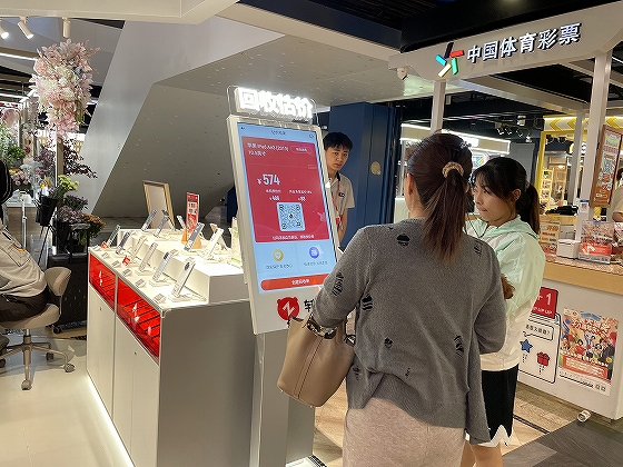 KOLがソーシャルメディアを運営するために、企業は適切なサポートを提供する必要がある
