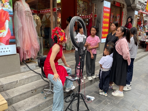 自然でリアルな〈活人感〉”が、2025年の大きなトレンドに