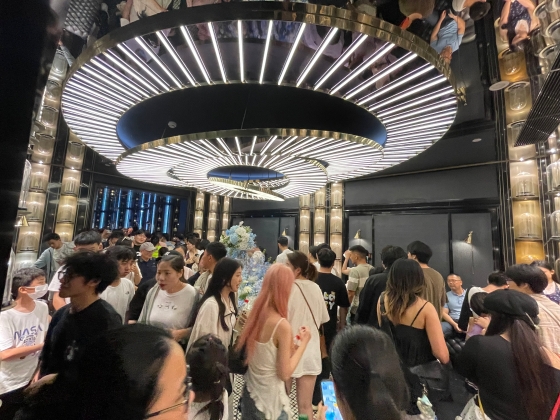 SNSで話題の「徳基広場の映えトイレ」