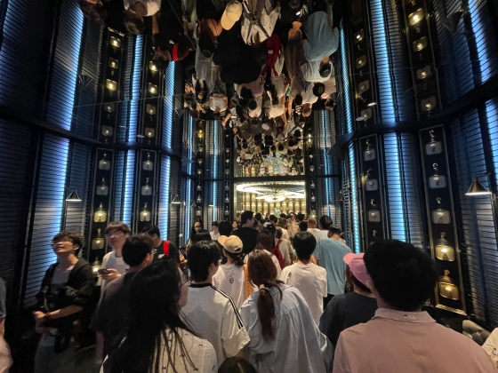 南京徳基広場の豪華トイレが若者の映えスポットとして話題を集めている