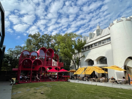 リアルの商業施設でも、体験価値向上に向けた取り組みが進んでいる